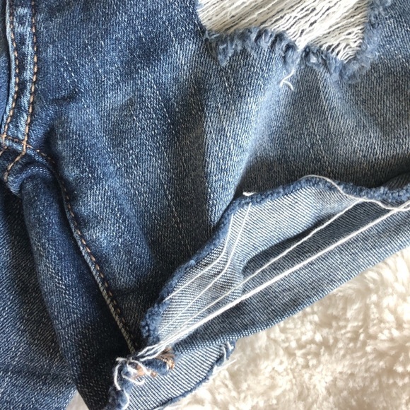 American Eagle Hi-Rise Shortie Jean Shorts - Picture 2 of 8